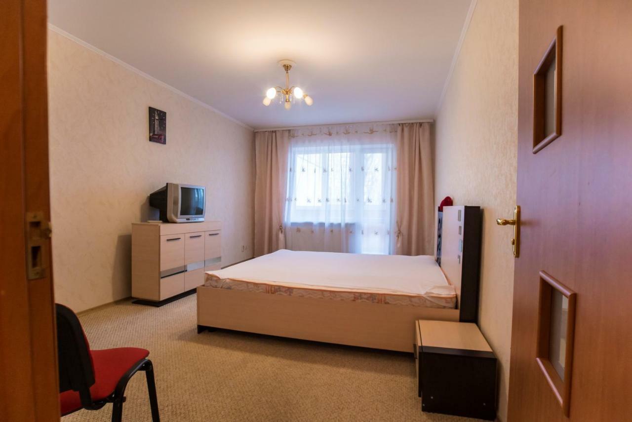 Flat Apartment Kamianske Exterior photo